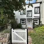 Casa vacanze Blacksmiths A Traditional With Garden And Wood Burning Stove In Pooley Bridge, Ullwater *