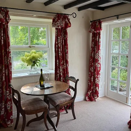 Blacksmiths Cottage A Traditional Cottage With Garden And Wood Burning Stove In Pooley Bridge, Ullwater Σπίτι διακοπών