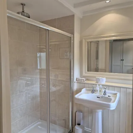 Σπίτι διακοπών Blacksmiths Cottage A Traditional Cottage With Garden And Wood Burning Stove In Pooley Bridge, Ullwater