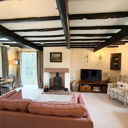 Blacksmiths A Traditional With Garden And Wood Burning Stove In Pooley Bridge, Ullwater * פולי ברידג'