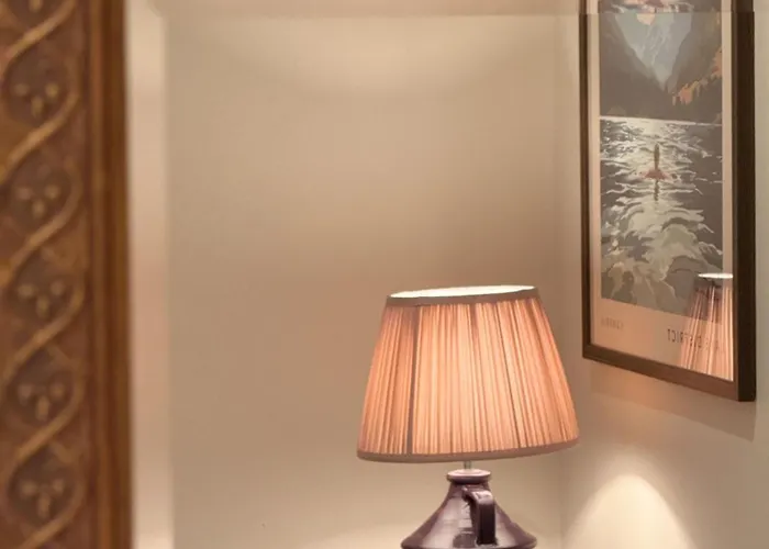 Blacksmiths A Traditional With Garden And Wood Burning Stove In Pooley Bridge, Ullwater