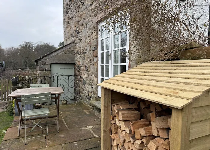 Blacksmiths A Traditional With Garden And Wood Burning Stove In Pooley Bridge, Ullwater Ferienhaus