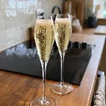 Blacksmiths A Traditional With Garden And Wood Burning Stove In Pooley Bridge, Ullwater Nyaraló Pooley Bridge